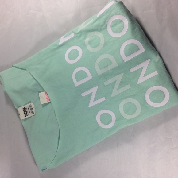 NWT Victoria's Secret Graphic Tee LONDON Teal Raw Edge Boat Neck Tee T-Shirt L - Picture 5 of 15